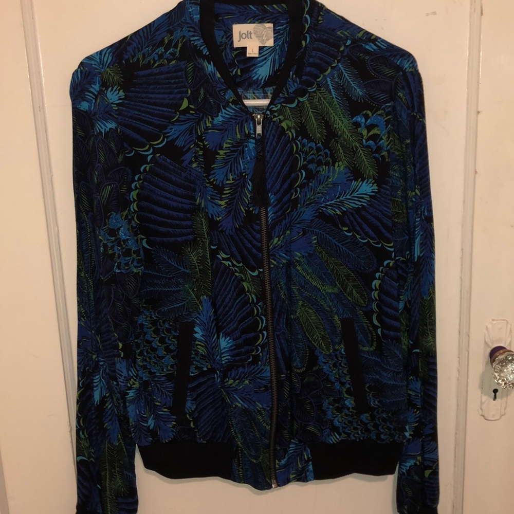 Lightweight bomber jacket